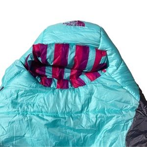 The North Face Youth Aleutian 3S Bx 20 Degree Sleeping Bag Blue and Pink